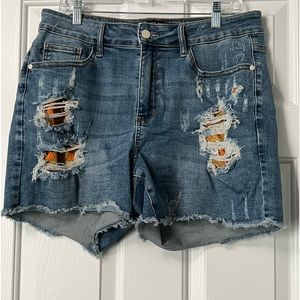 Judy Blue Distressed Shorts Size 1XL